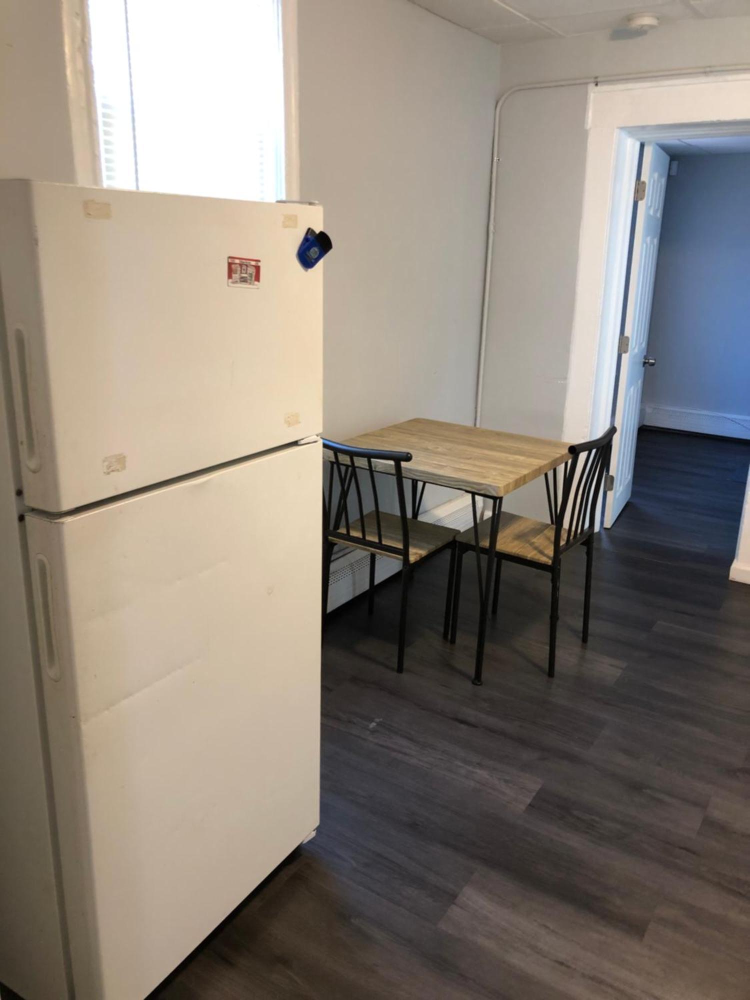 Private 2-Bedroom With Free Parking And Direct Bus To Nyc Manhattan Only 2 Blocks Away Linden Bagian luar foto